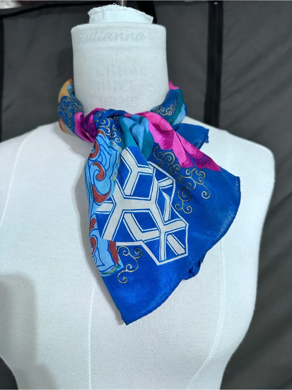 Silk Floral Print Blue & Pink Neck Scarf